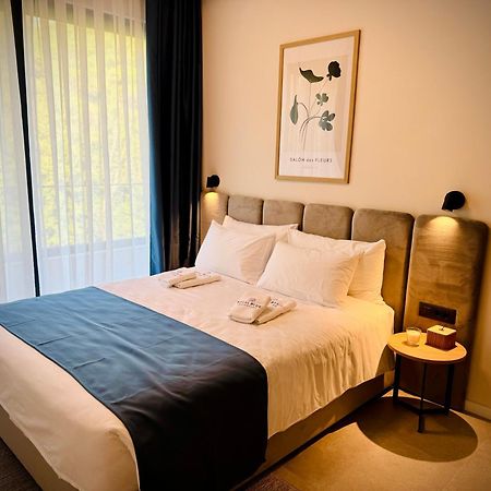 Royal Blue Resort & Residences Kavač Екстериор снимка